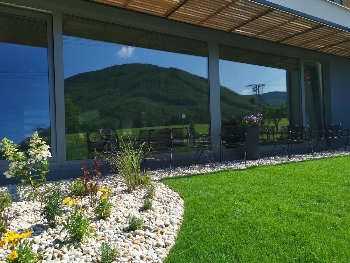 Kunčice pod Ondřejníkem Hotel Maralak מראה חיצוני תמונה